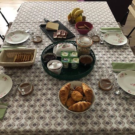 Je Soigne Mon Assiette Bed and Breakfast Saint-Laurent-d'Arce Buitenkant foto