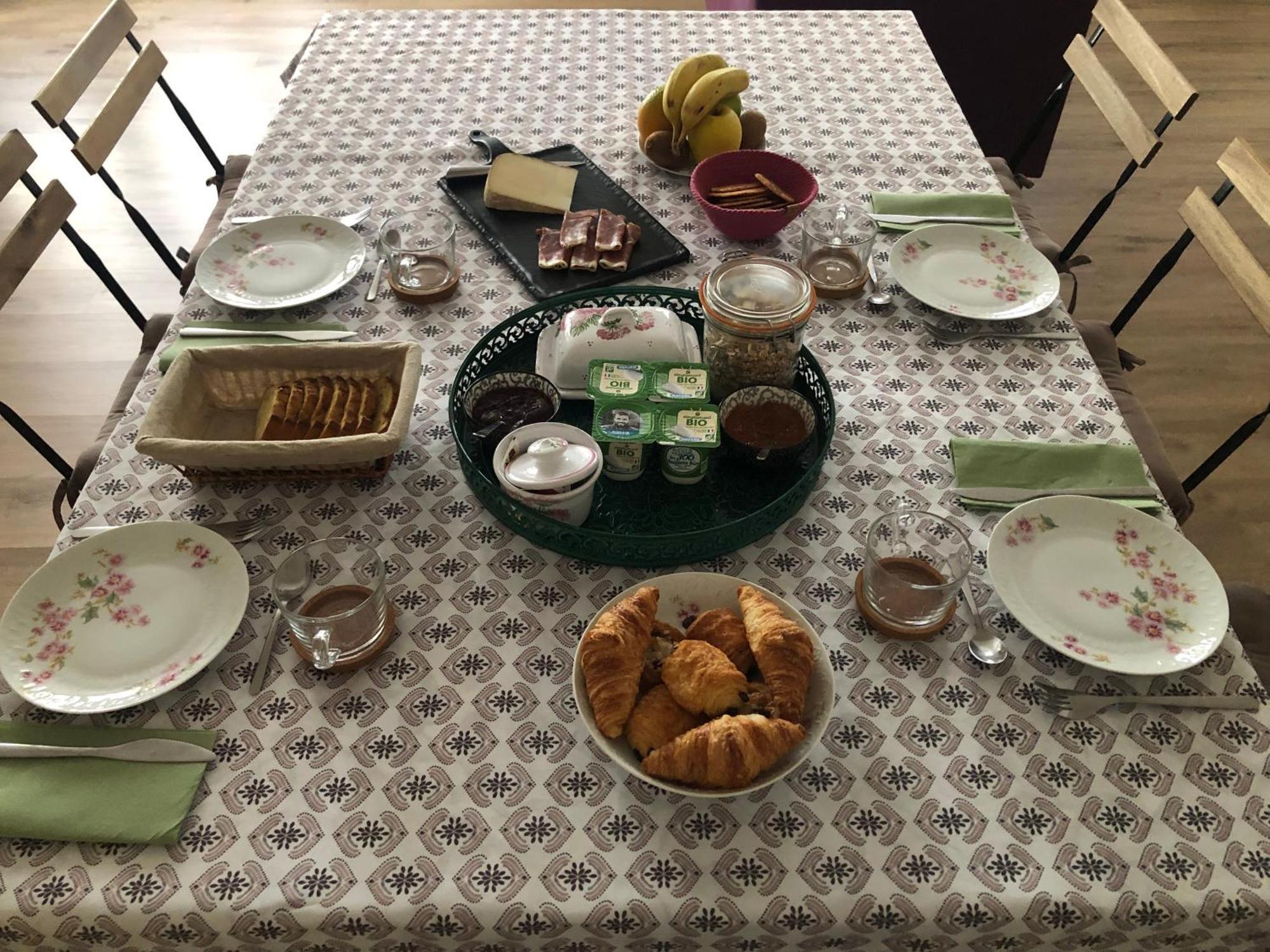 Je Soigne Mon Assiette Bed and Breakfast Saint-Laurent-d'Arce Buitenkant foto